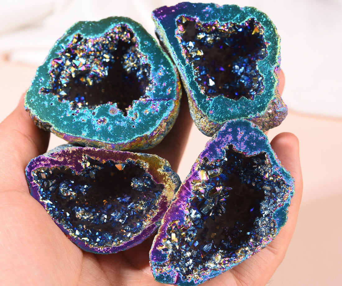 Crystal Geodes