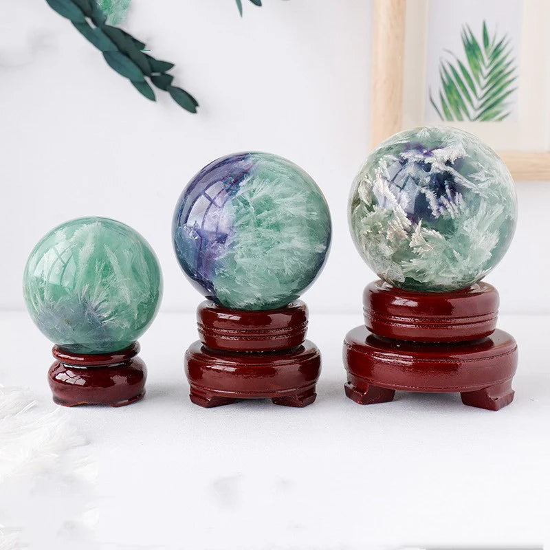 Natural Feather Fluorite Crystal Decorative Ball, Stone Polished Round Healing Crystals with Wooden Stand Meditation Living Room Home Decor