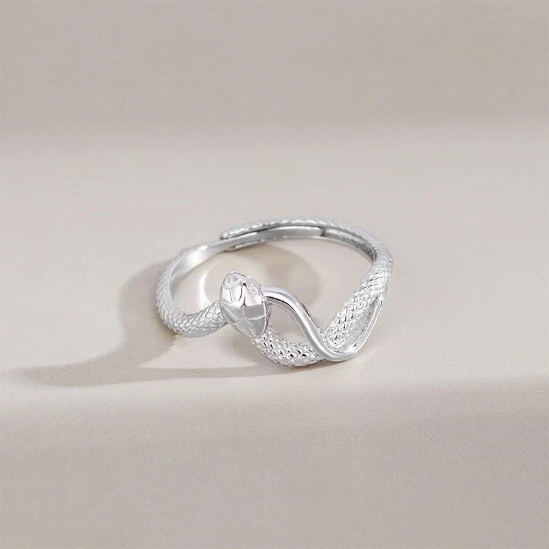 Zodiac Animal Snake 925 Silver Ring - Calm And Courageous