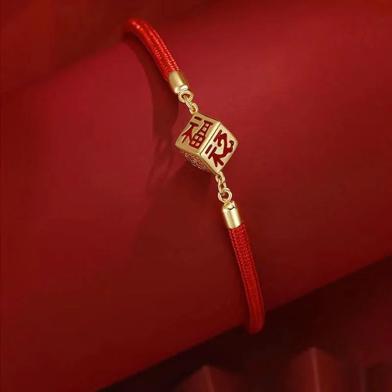 Red String Bracelet - Fu Charm